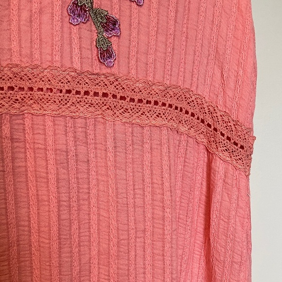 Aratta Silent Journey Embroidered Pink Sleeveless Dress - Picture 4 of 10